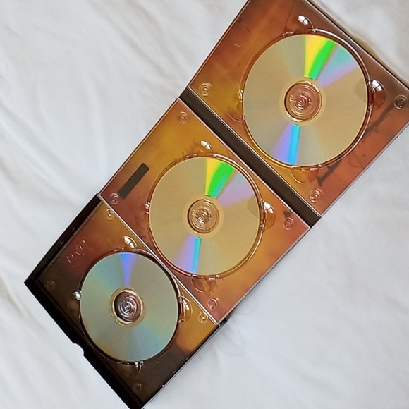 OZ DVD Complete Set Seasons 1-6 - Picture 3 of 16